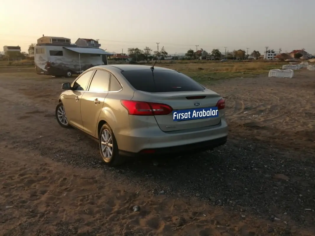 Ford Focus Focus 1.6 Ti-VCT Yeni Titanium Powershift 3