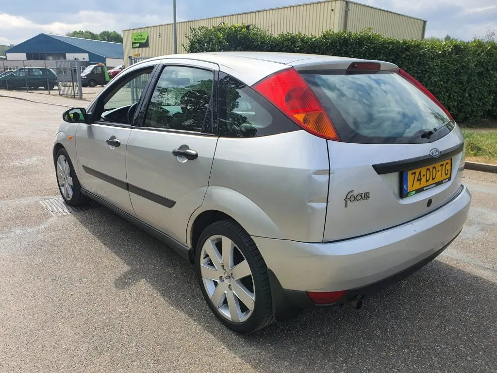 Ford Focus Focus 1.6 Trend 4