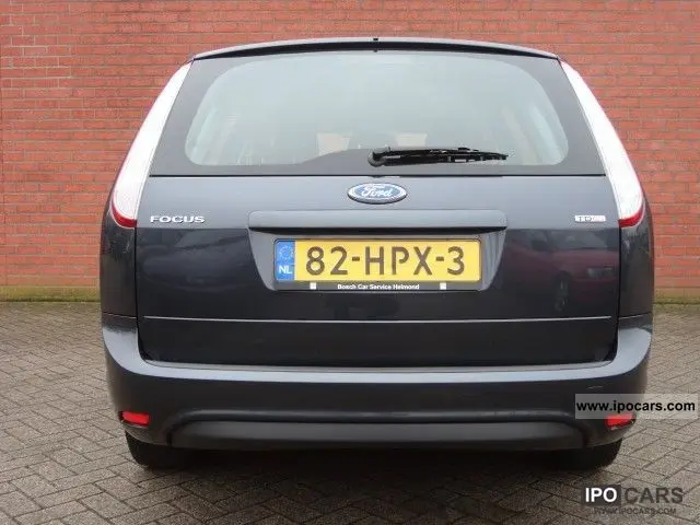Ford Focus Focus 1.6 Trend X 7