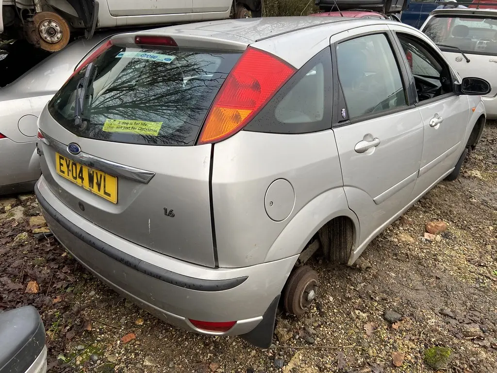 Ford Focus Focus 1.6i Ghia 2