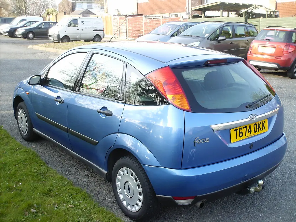 Ford Focus Focus 1.8 DI Ghia 4