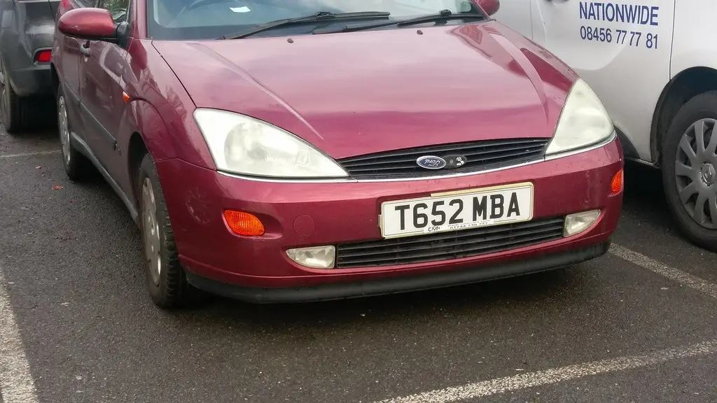 Ford Focus Focus 1.8 DI Ghia 7