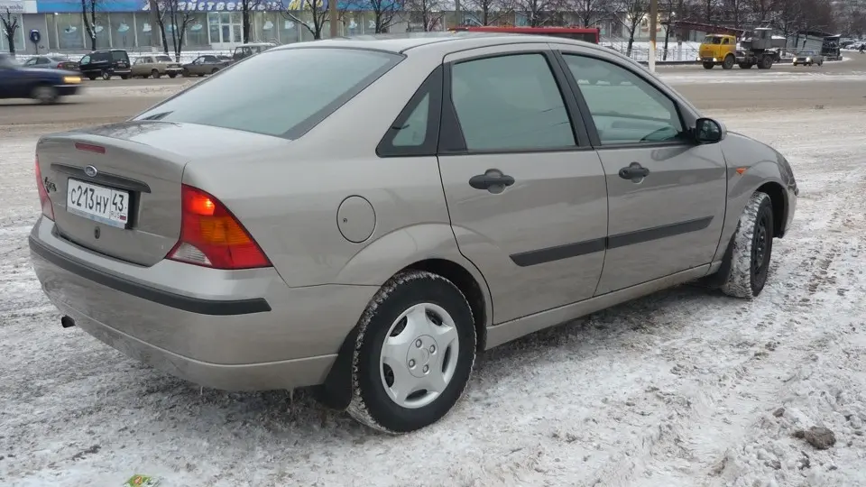 Ford Focus Focus 1.8 TDCI Comfort 6