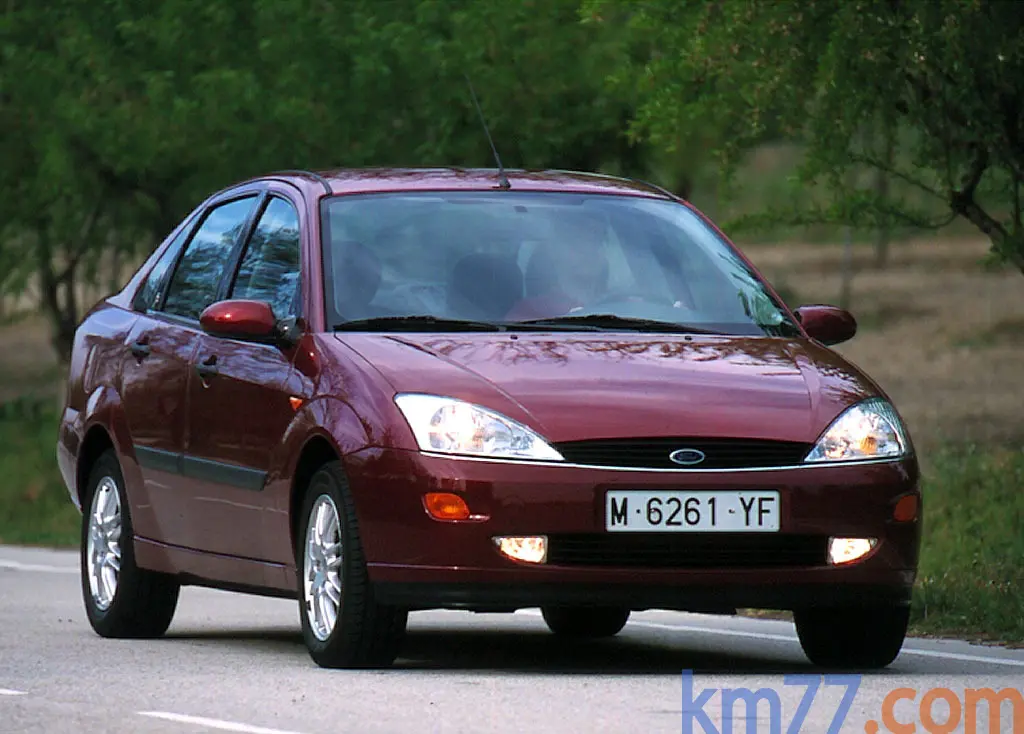 Ford Focus Focus 1.8 TDCi Ghia 6