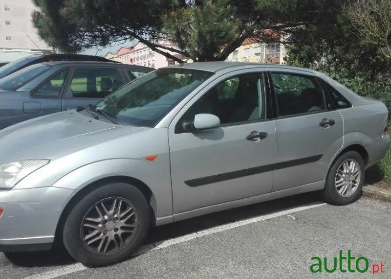 Ford Focus Focus 2.0 Ghia 3