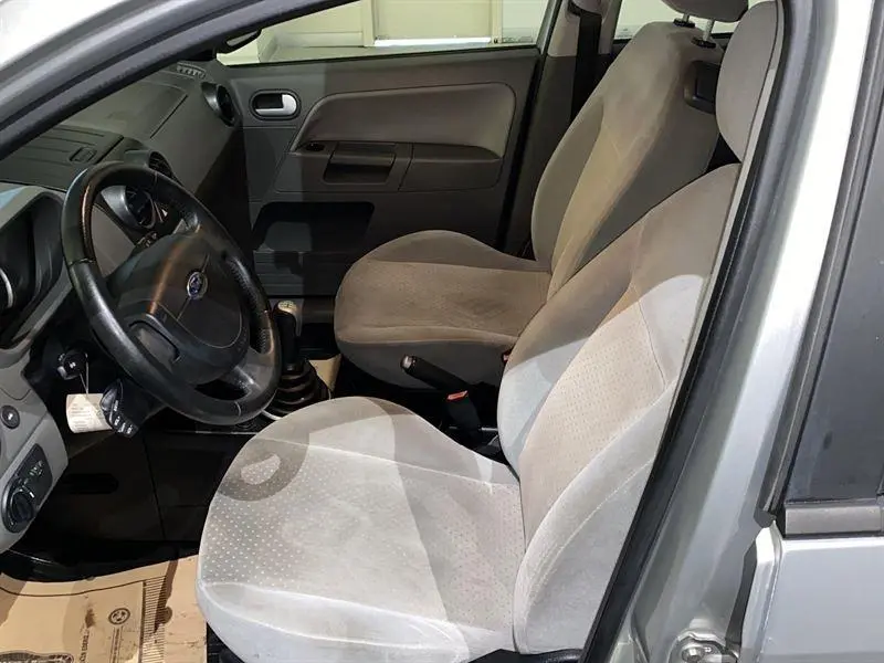 Ford Fusion Fusion 1.6i Lux 7