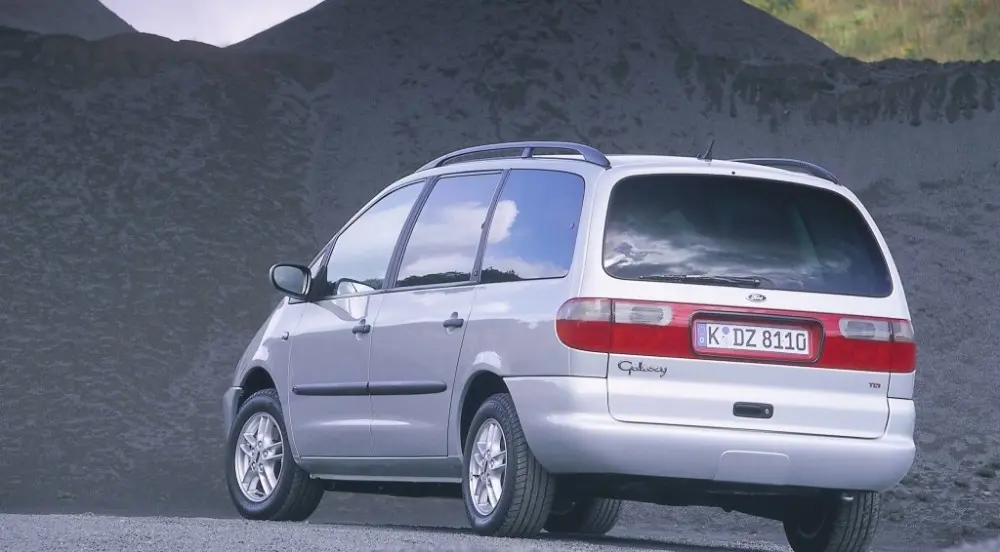 Ford Galaxy Galaxy 2.0i 7
