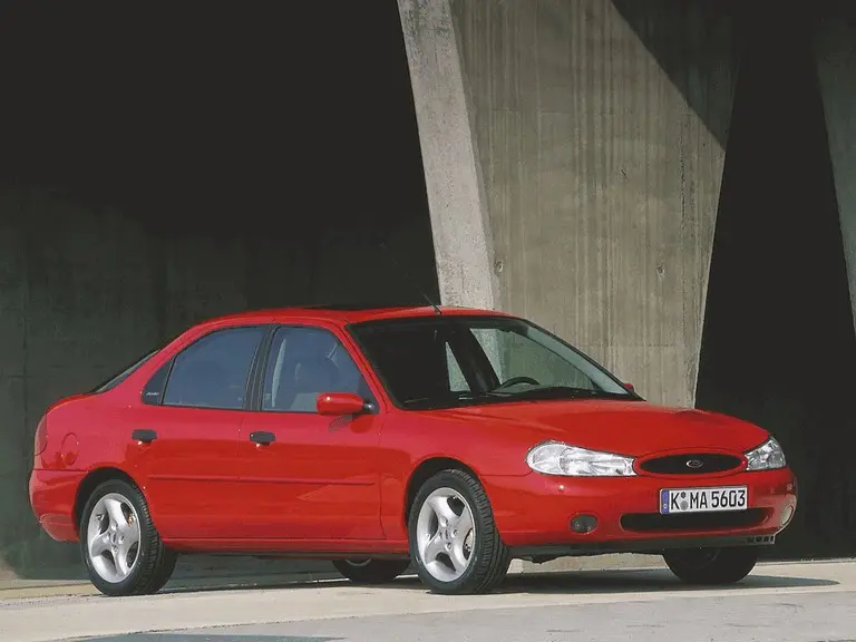 Ford Mondeo Mondeo 1.6 16V GLX 3