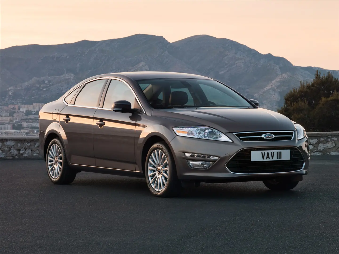 Ford Mondeo Mondeo 1.6 Selective 4