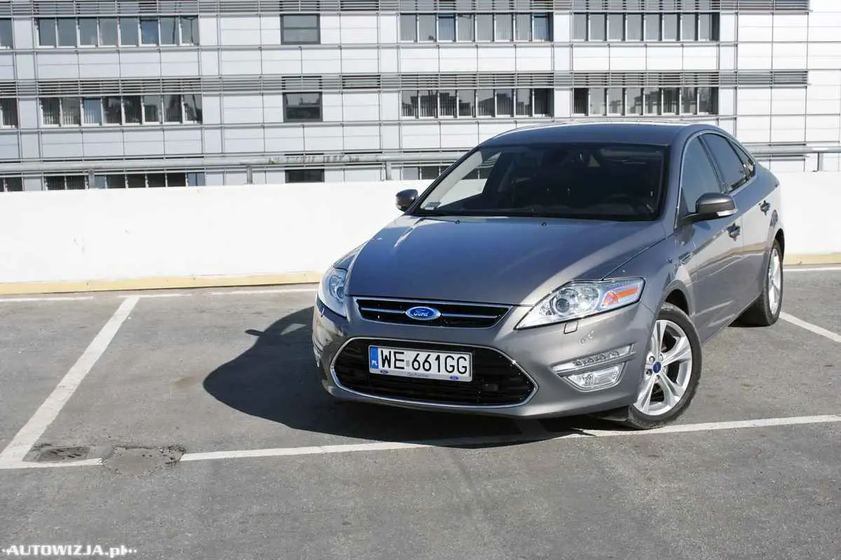 Ford Mondeo Mondeo 1.6 EcoBoost Titanium 5