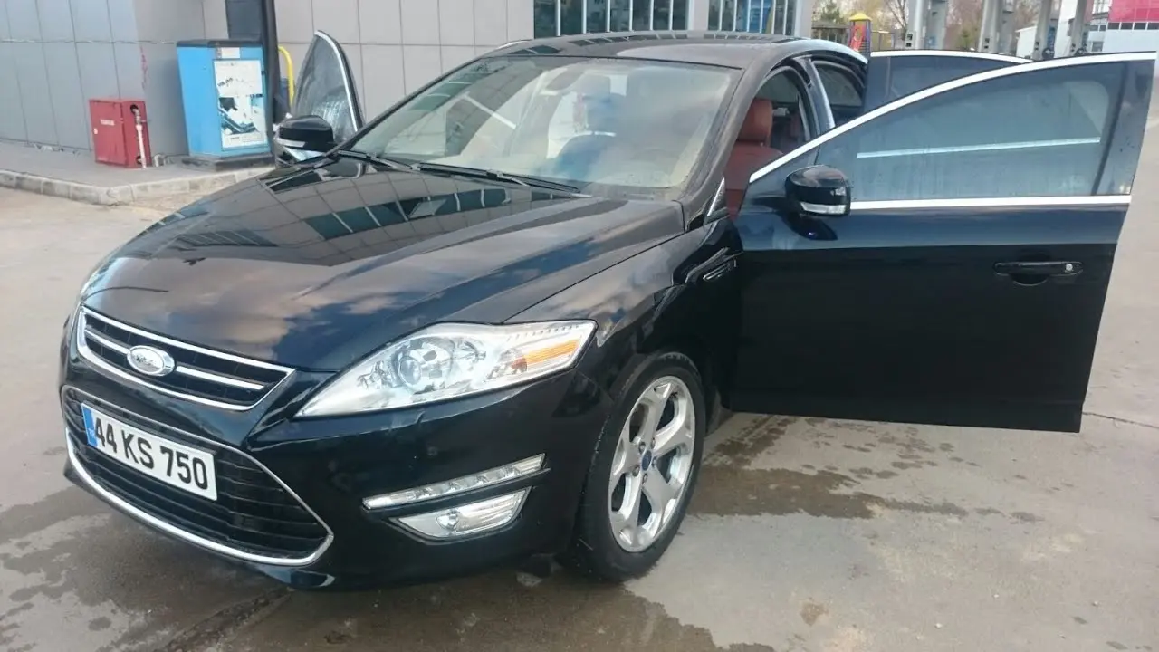 Ford Mondeo Mondeo 1.6 Selective 3