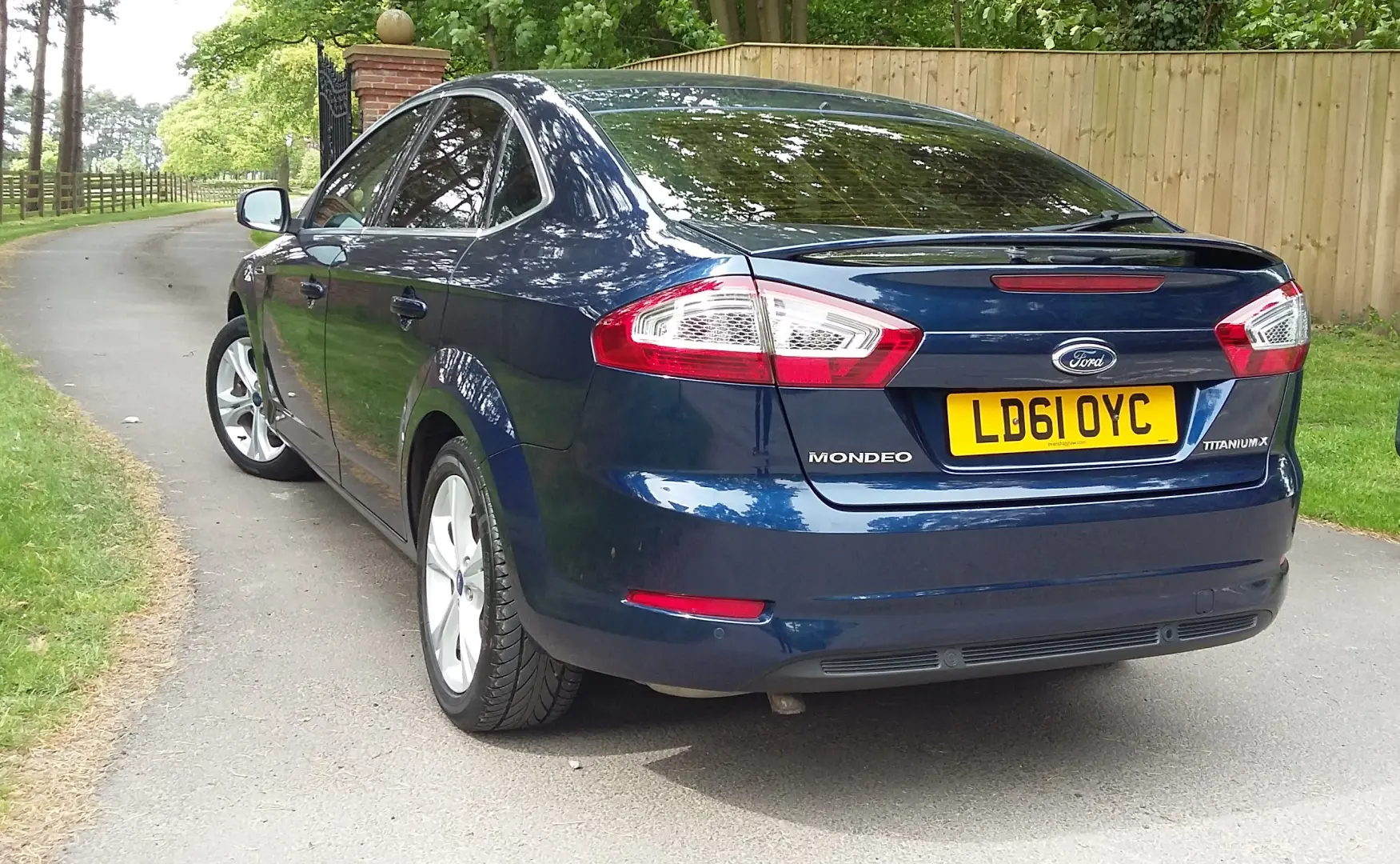 Ford Mondeo Mondeo 1.6 Selective 1