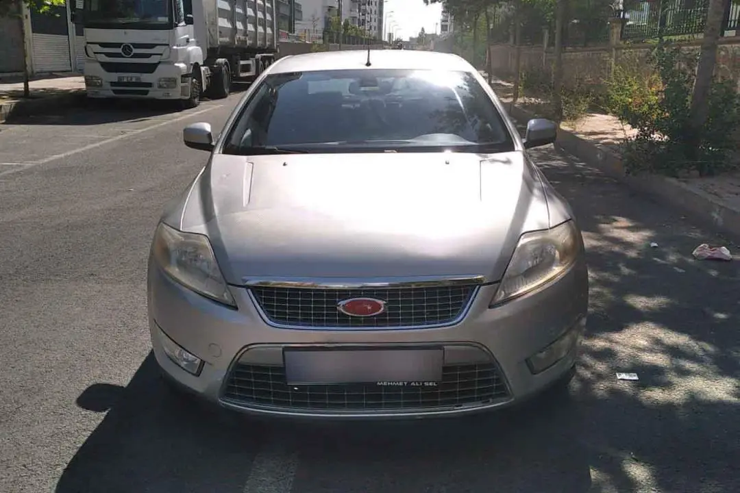 Ford Mondeo Mondeo 1.6 Titanium 6