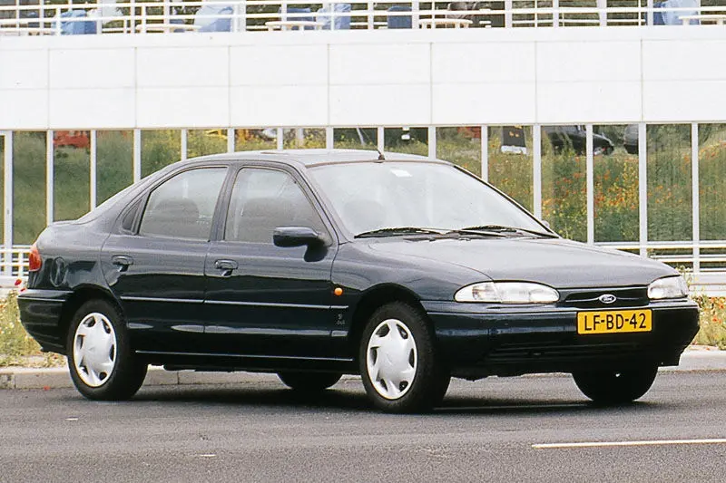 Ford Mondeo Mondeo 1.8 16V CLX 5