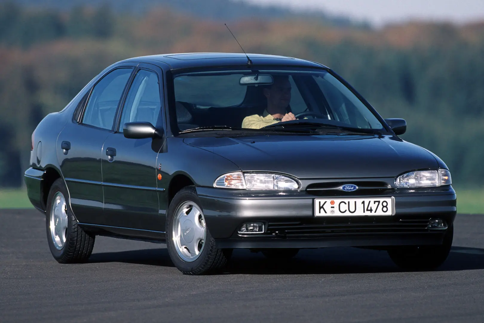 Ford Mondeo Mondeo 2.0 16V Ghia 6