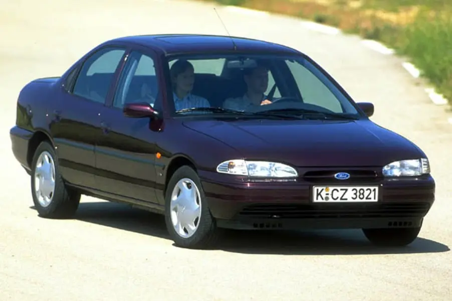 Ford Mondeo Mondeo 2.0 16V Ghia 6