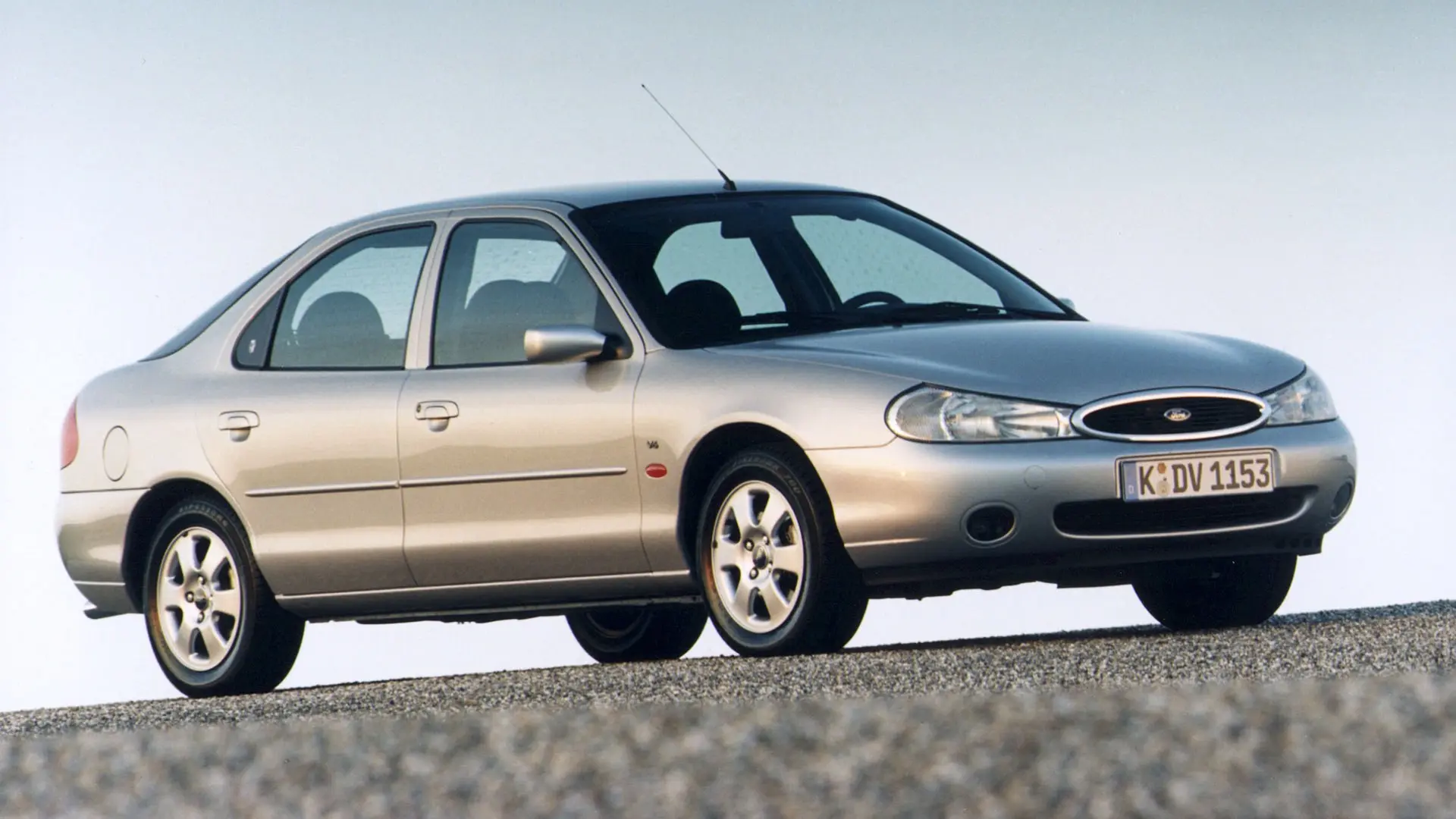 Ford Mondeo Mondeo 2.0 16V Ghia 1