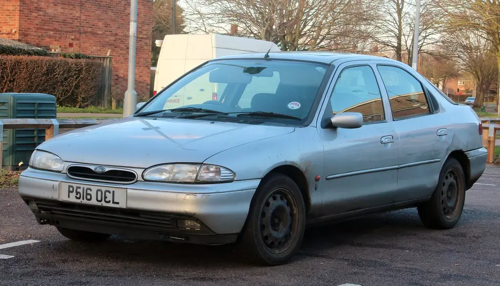 Ford Mondeo Mondeo 2.0 16V Ghia 3