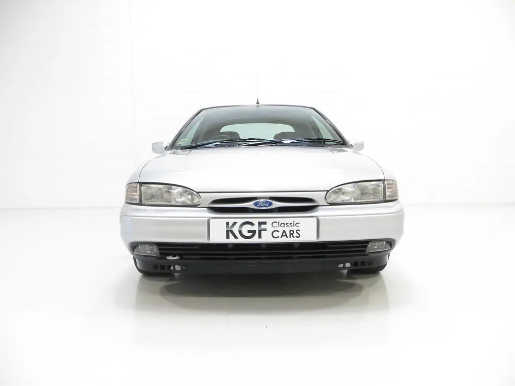 Ford Mondeo Mondeo 2.0 16V GLX 1