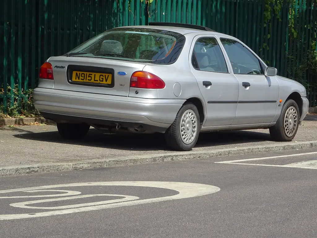 Ford Mondeo Mondeo 2.0 16V GLX 3
