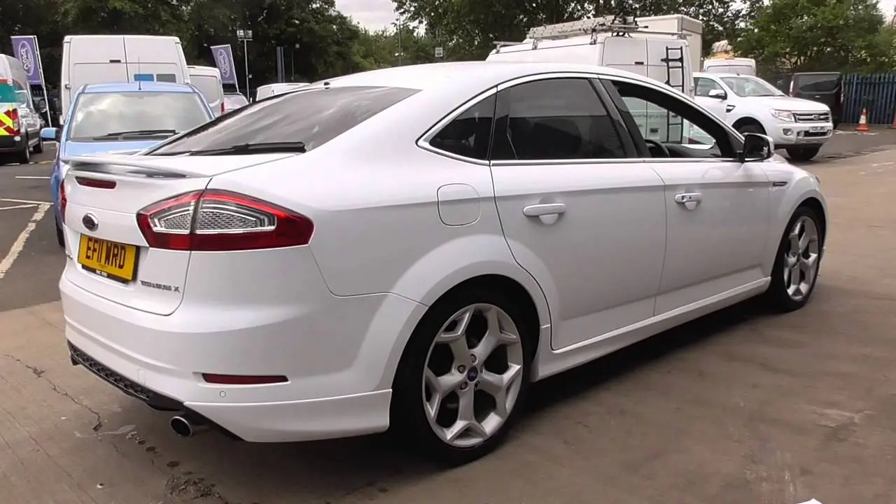 Ford Mondeo Mondeo 2.0 Ecoboost Titanium Powershift 4