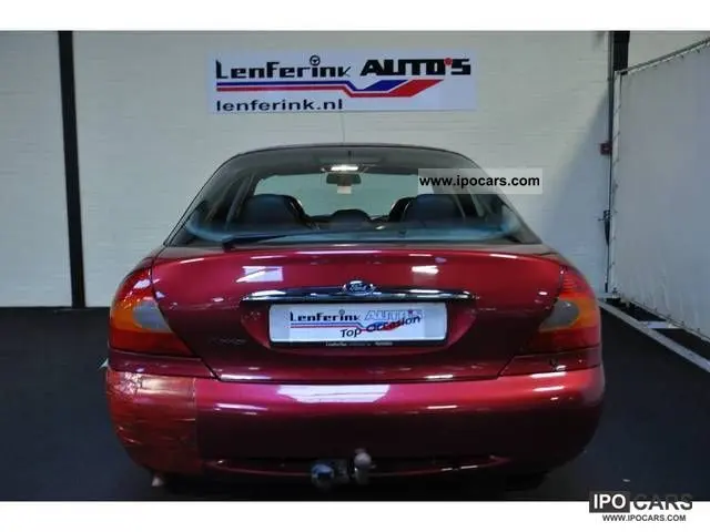 Ford Mondeo Mondeo 2.0 Ghia 7