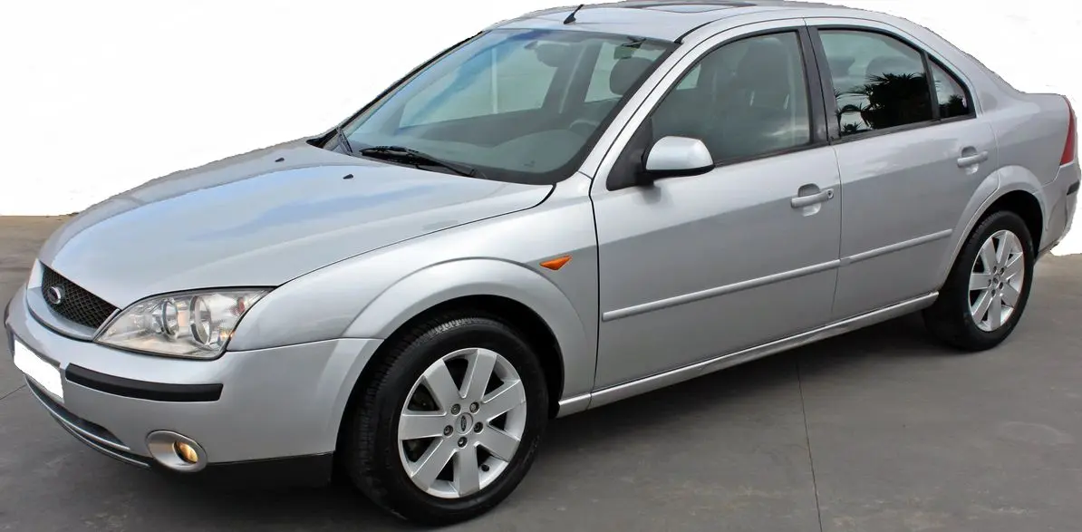 Ford Mondeo Mondeo 2.0 Ghia 6