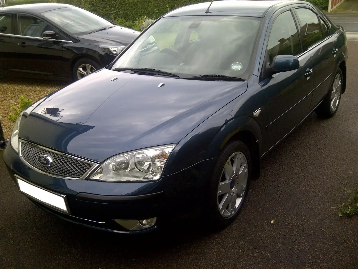 Ford Mondeo Mondeo 2.0 Ghia X 7