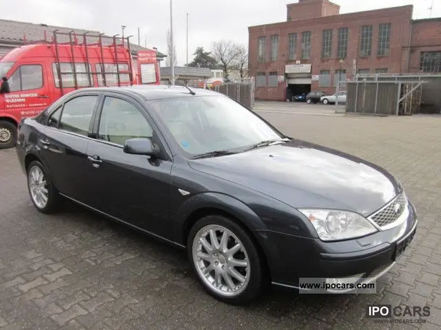 Ford Mondeo Mondeo 2.5 T Ghia 0