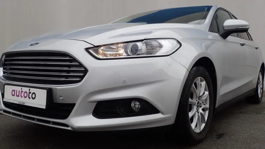 Ford Mondeo Mondeo 2.0 TDCI Style Powershift 4