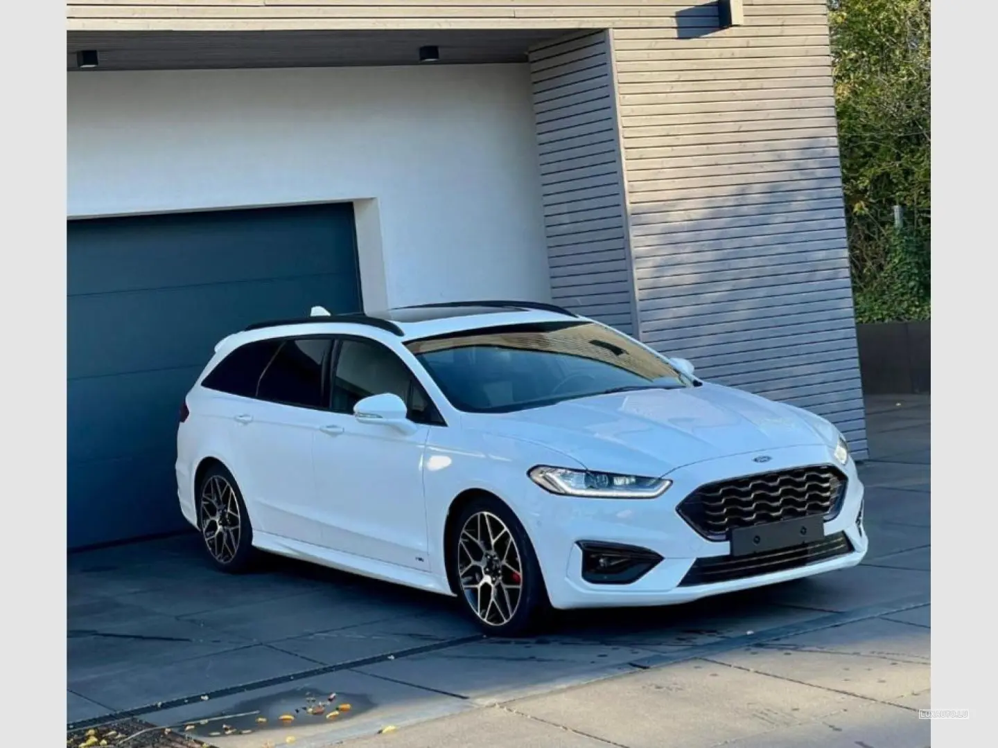 Ford Mondeo Mondeo 2.0 Ecoboost Selective Powershift 2