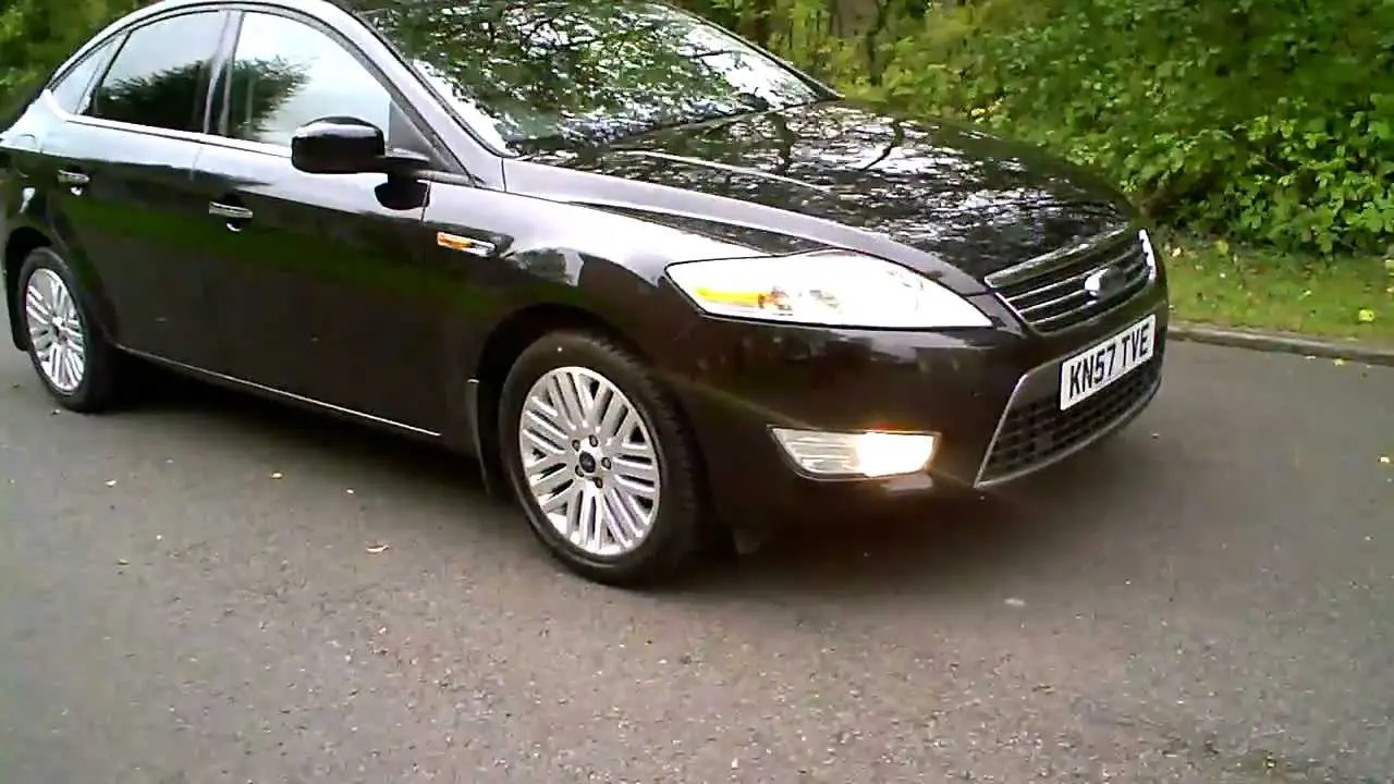Ford Mondeo Mondeo 2.5 T Ghia 1