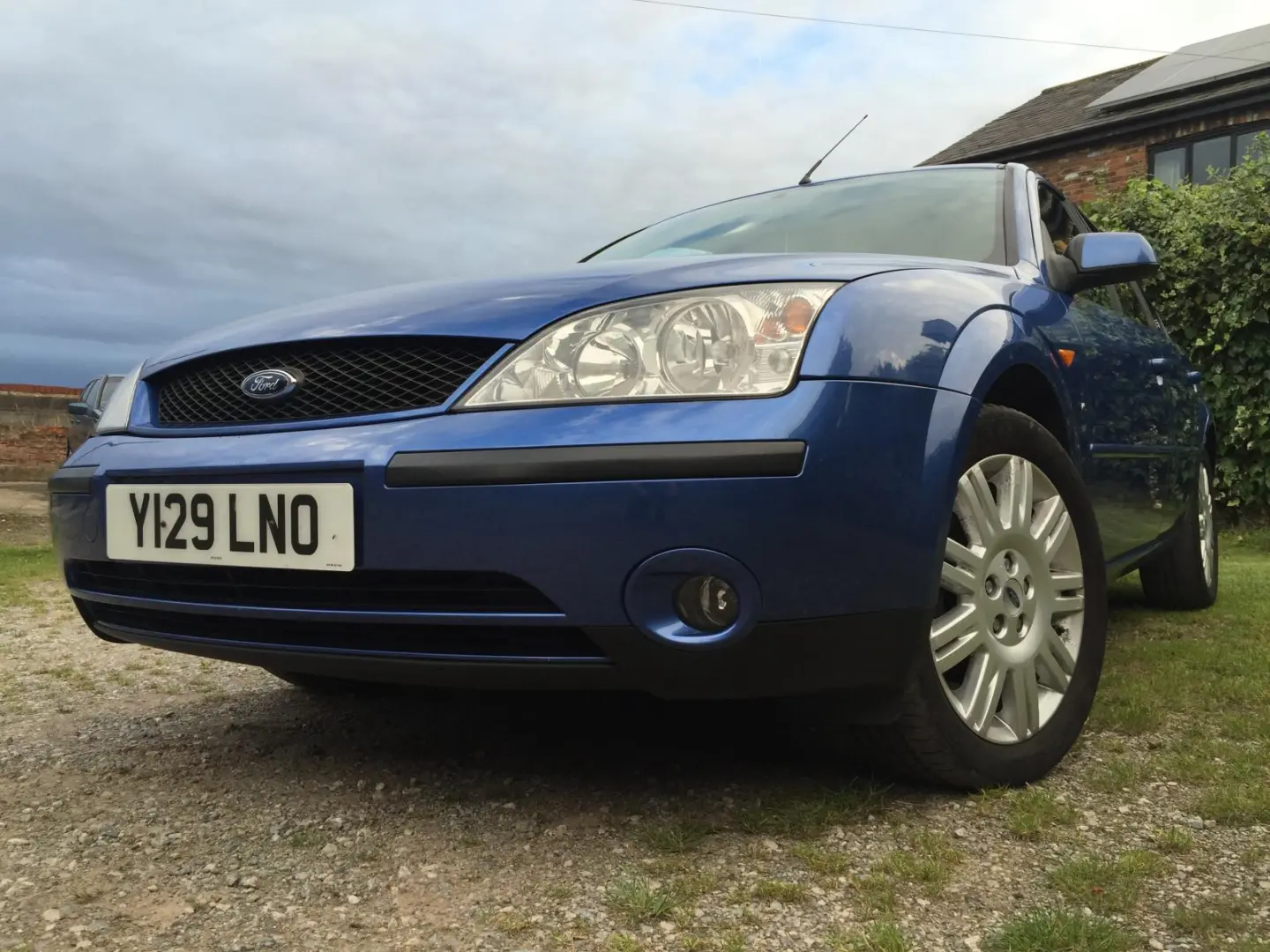 Ford Mondeo Mondeo 2.5 V6 Ghia 3