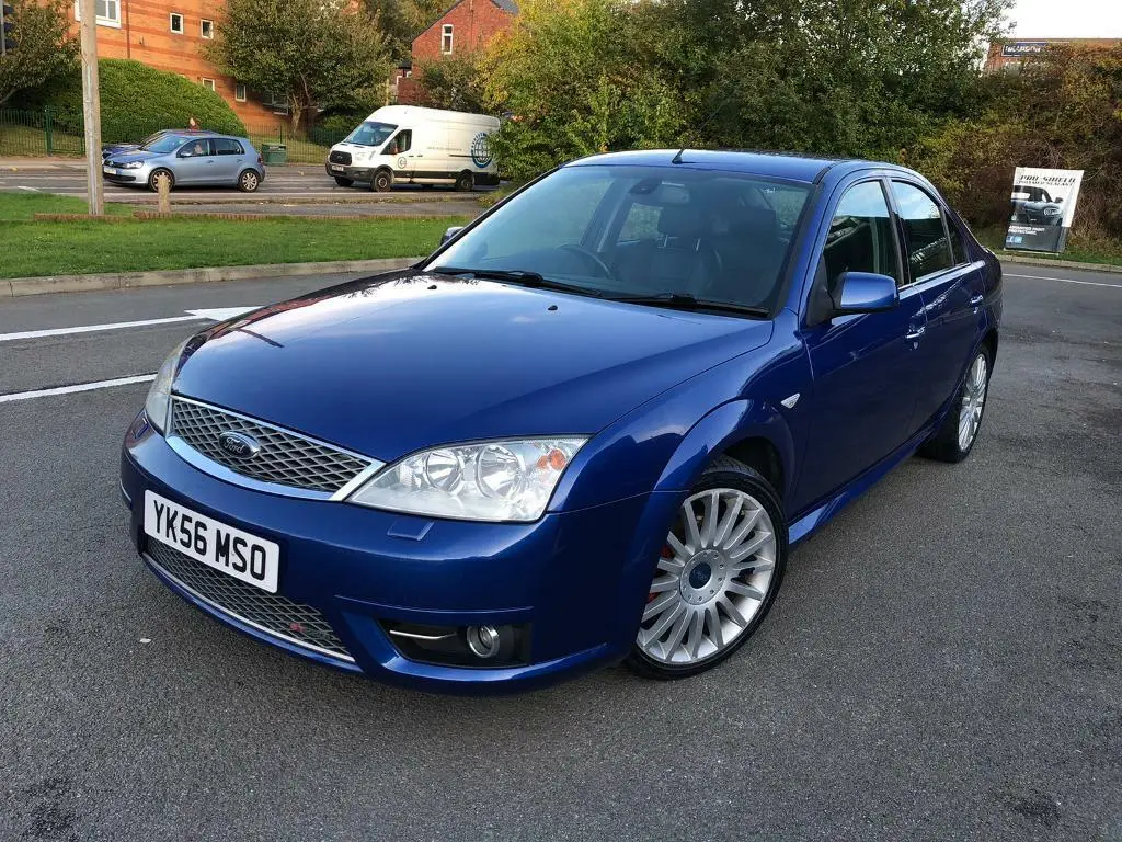 Ford Mondeo Mondeo 3.0 V6 ST220 2