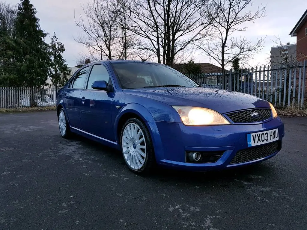 Ford Mondeo Mondeo 3.0 V6 ST220 3