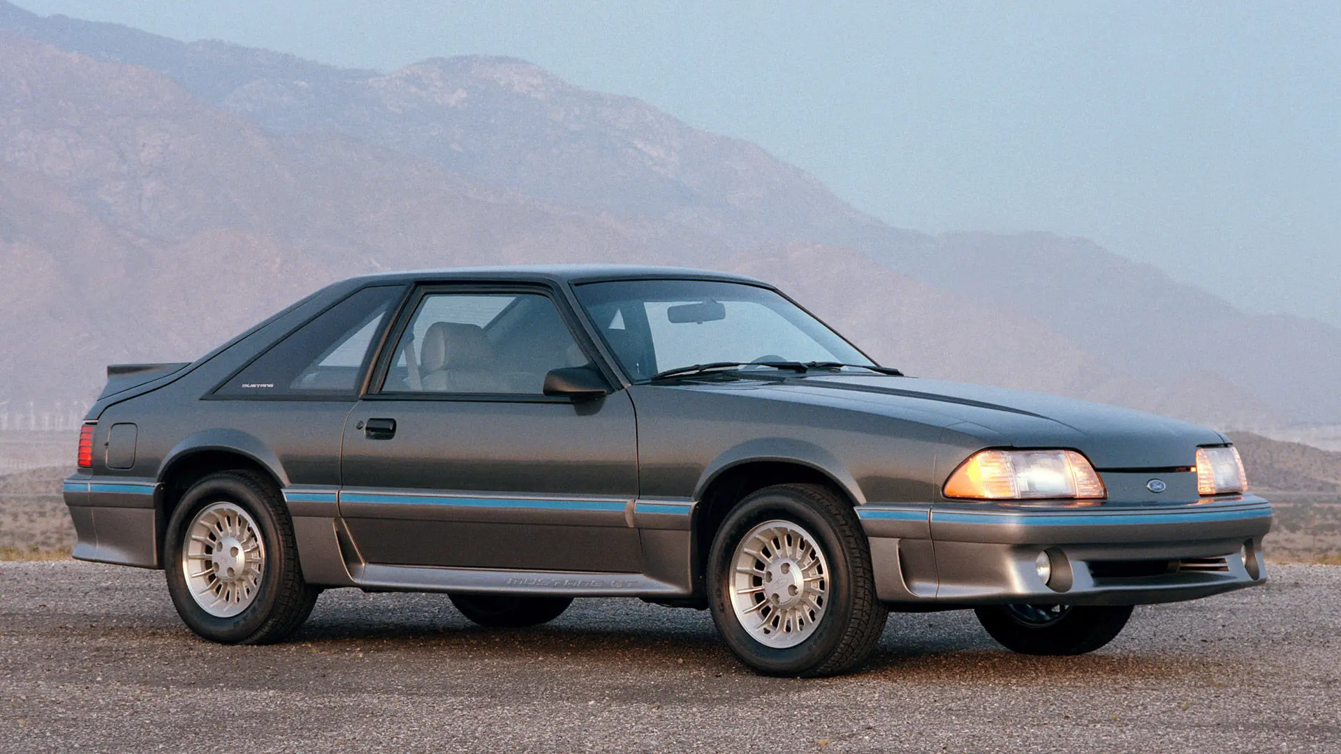 Ford Mustang Mustang 2.3 LX 2