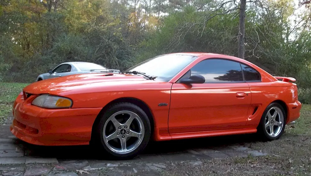 Ford Mustang Mustang 4.6 GT 5
