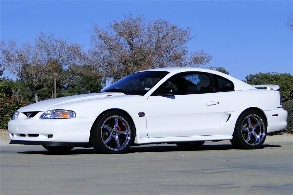 Ford Mustang Mustang 4.6 GT 5