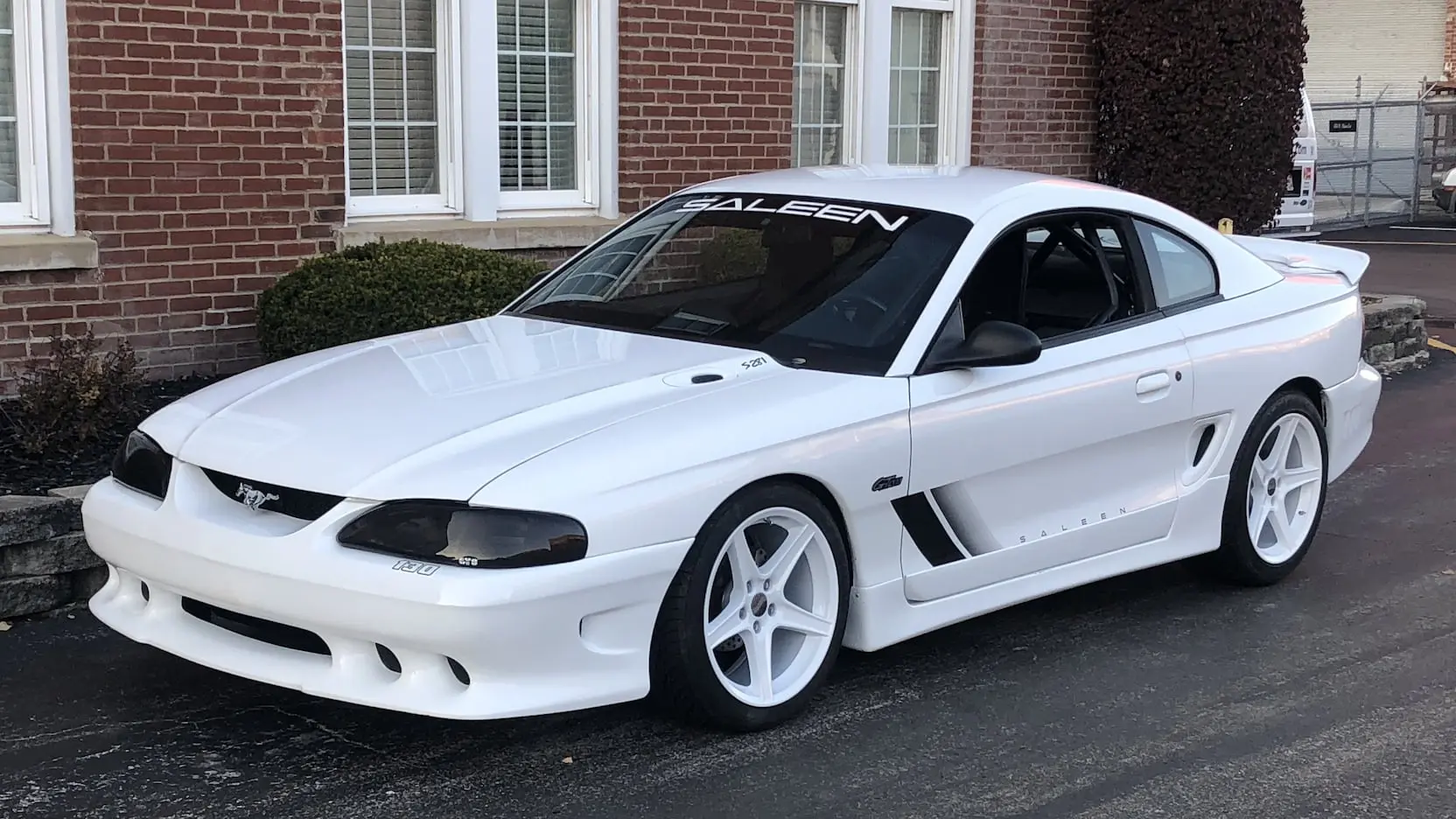 Ford Mustang Mustang 4.6 GT 5