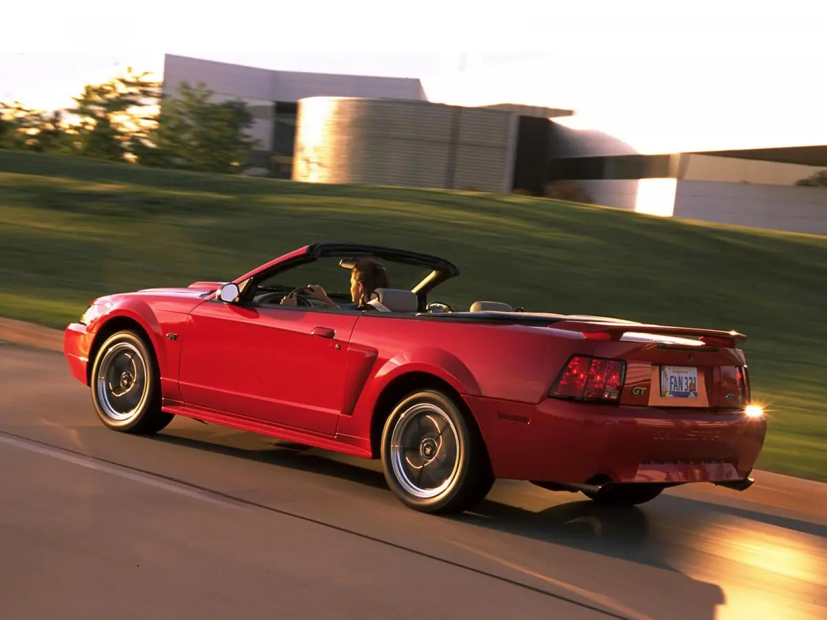 Ford Mustang Mustang 4.6 V8 GT 7