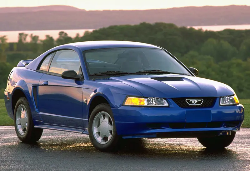 Ford Mustang Mustang 4.6 V8 GT 3