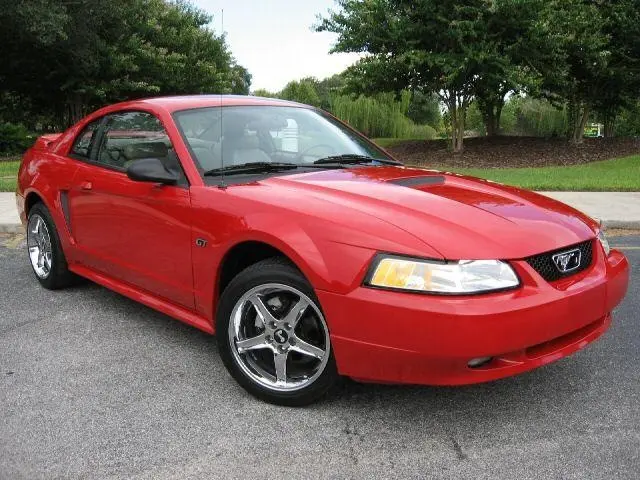 Ford Mustang Mustang 3.8 V6 2