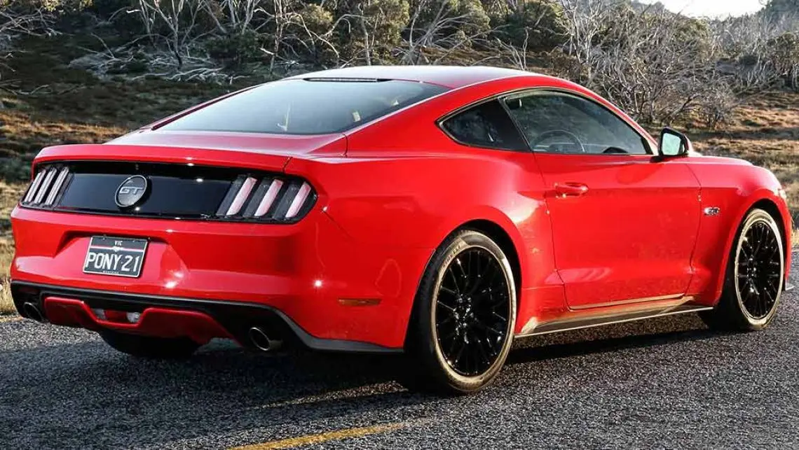 Ford Mustang Mustang 4.6 V8 GT 2