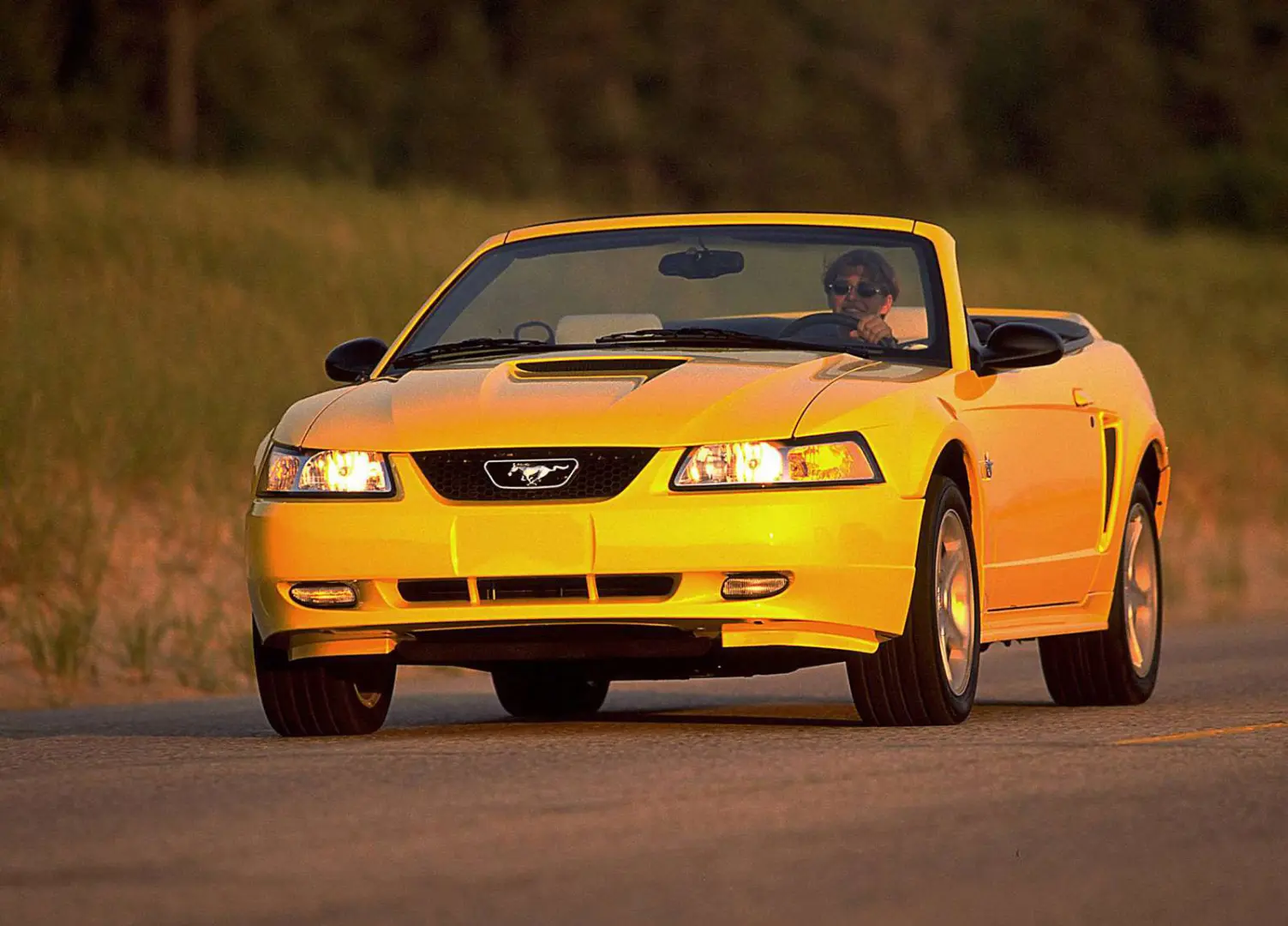 Ford Mustang Mustang 4.6 V8 GT 4