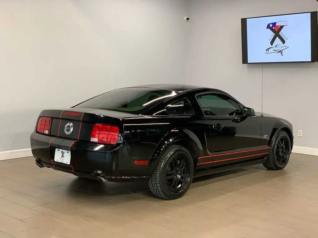 Ford Mustang Mustang 4.6 V8 GT 3
