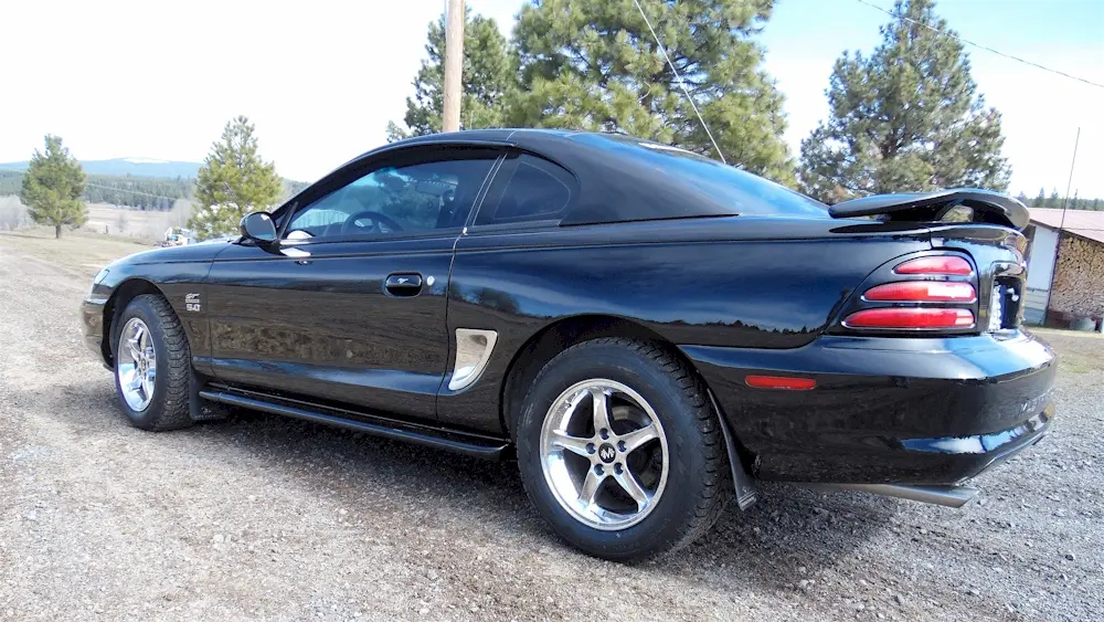 Ford Mustang Mustang 4.9 GT 5