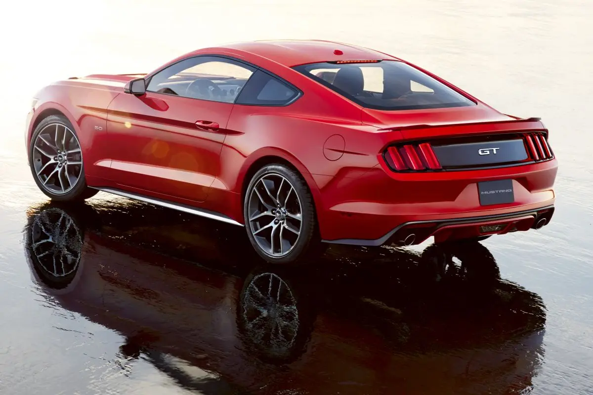 Ford Mustang Mustang Fastback 2.3 EcoBoost 4