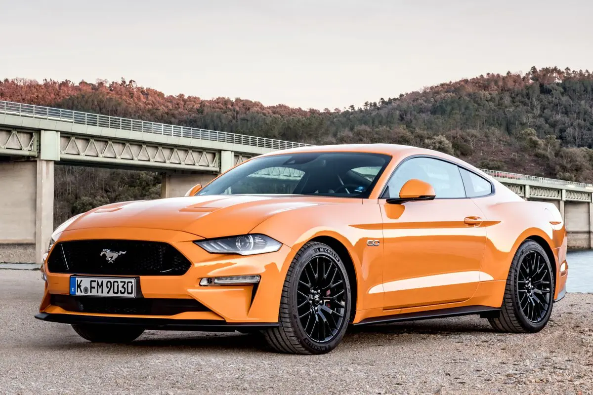 Ford Mustang Mustang Fastback 2.3 EcoBoost 5
