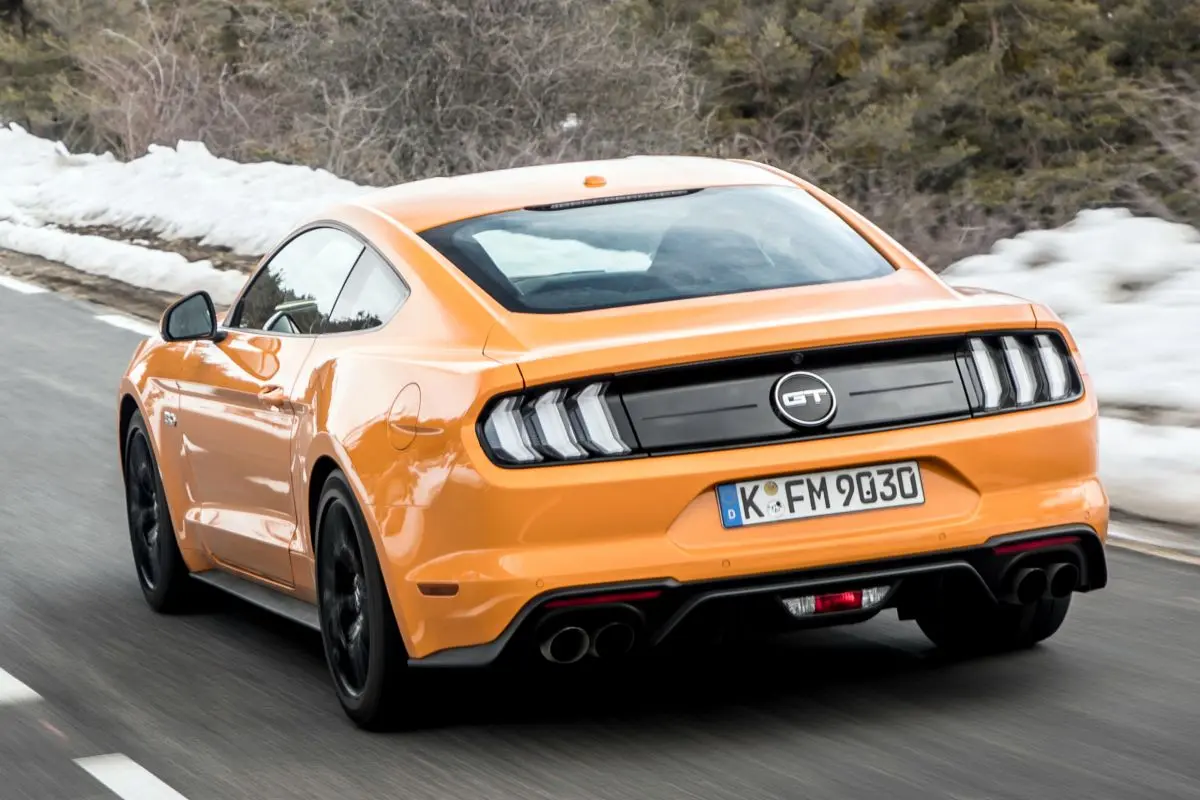 Ford Mustang Mustang Fastback 2.3 EcoBoost 5