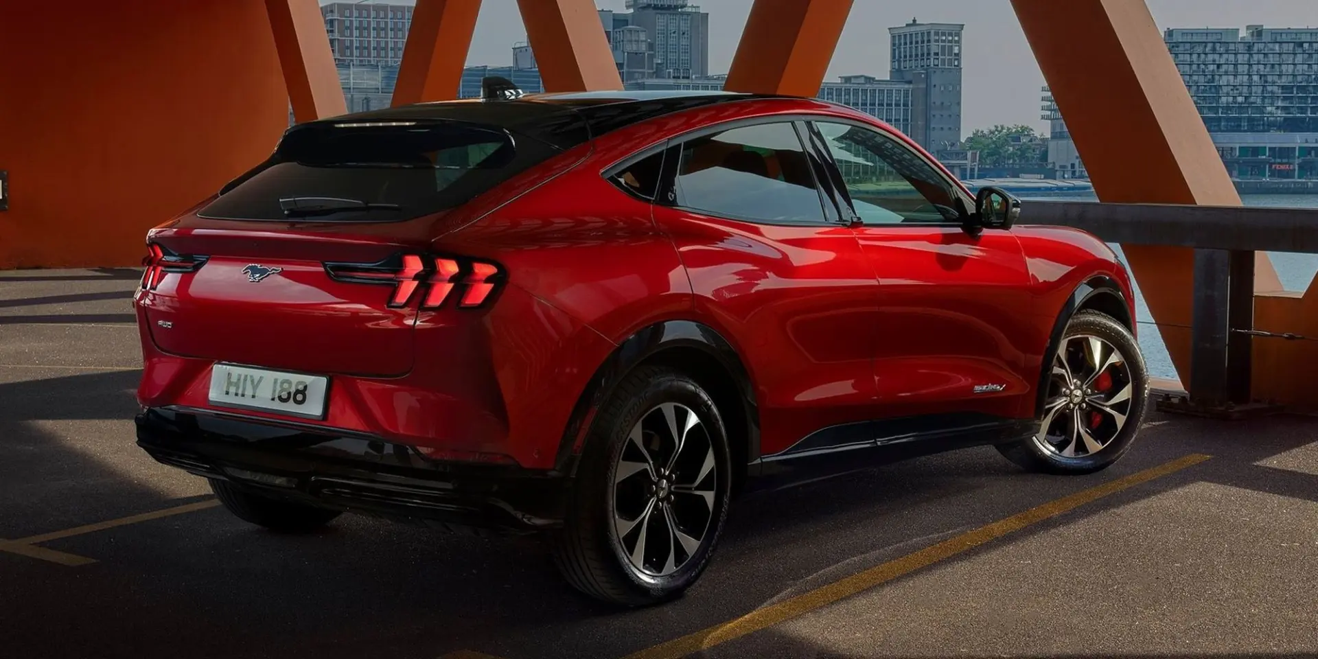 Ford Mustang Mach-E Mustang Mach-E Extended Range RWD  258KW 2